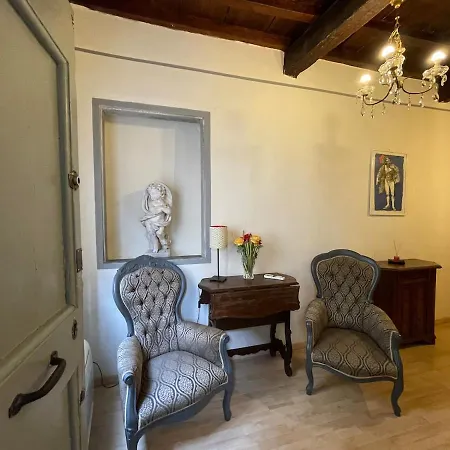 Ghibellina 4 * Florenz